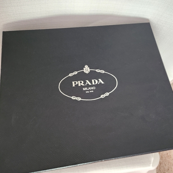 Authentic Prada shoes - Picture 11 of 11